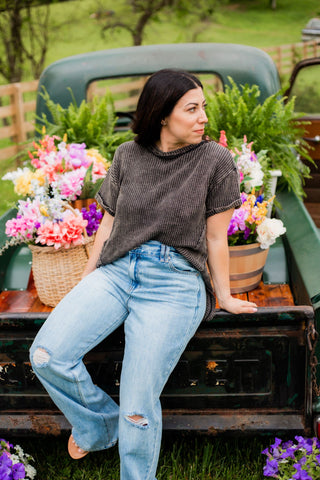Kan Can 90’s style criss cross jeans 
