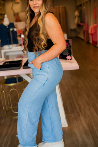 wide leg denim pants, high rise jeans, light wash chambray, boutique denim, comfy stylish pants